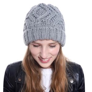 Chunky Knit Beanie Gray